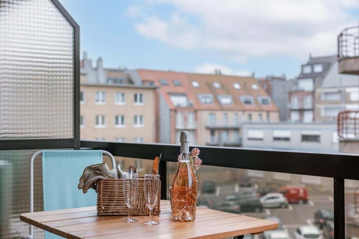 Huswell - Authentic Apartment With Terraces And Parking นอคเคอ-เฮสท์ ภายนอก รูปภาพ